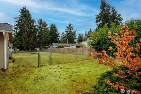 1206 Tule Lake Road S Tacoma WA 98444