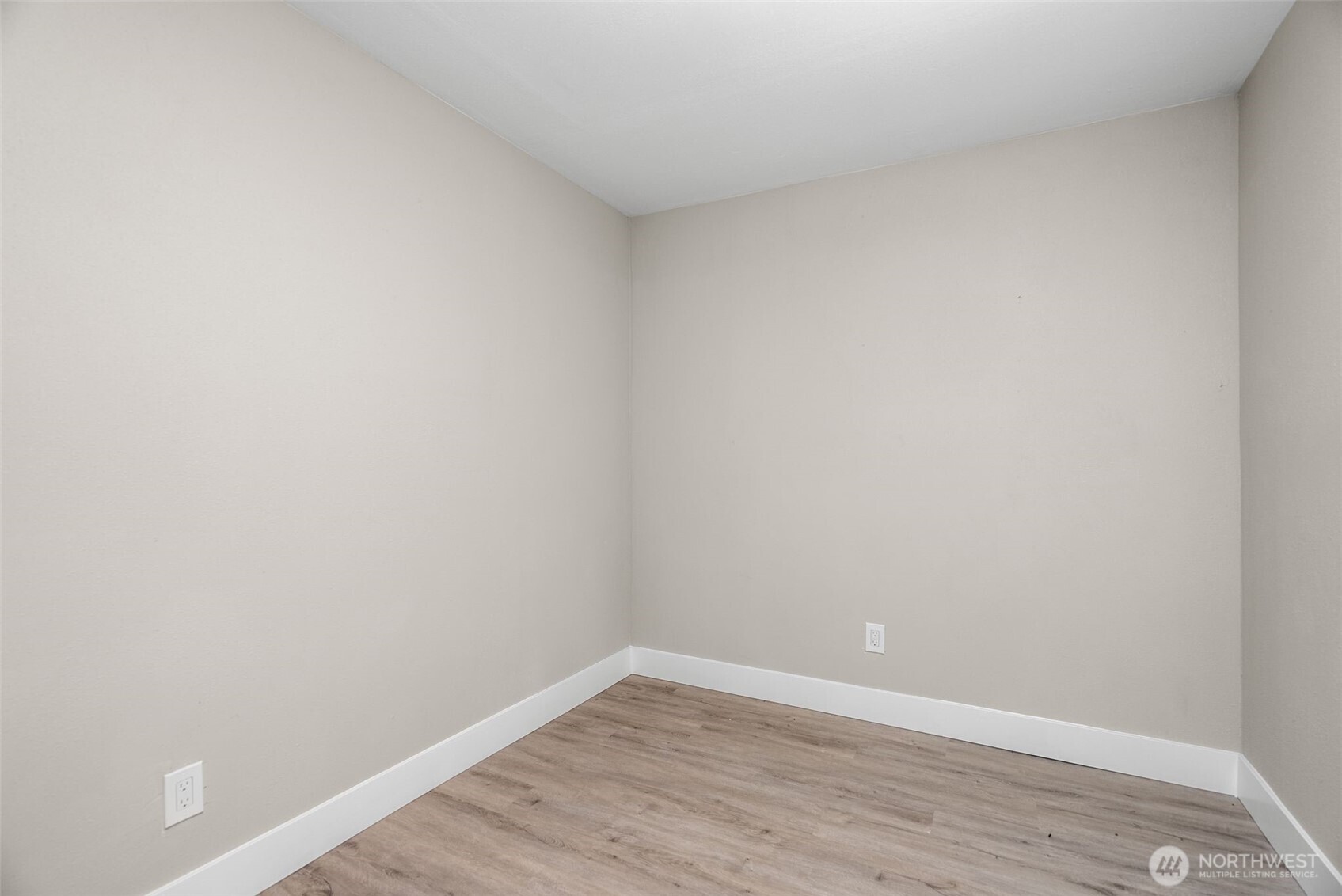6323 Kitsap Way Bremerton WA 98312