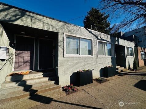 7618 Greenwood Avenue N Seattle WA 98103