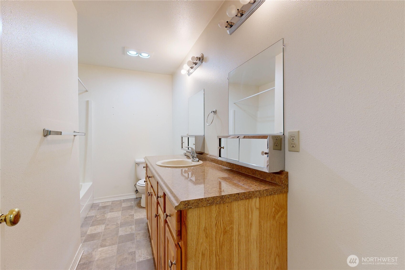 249 S Tausick Way Walla Walla WA 99362