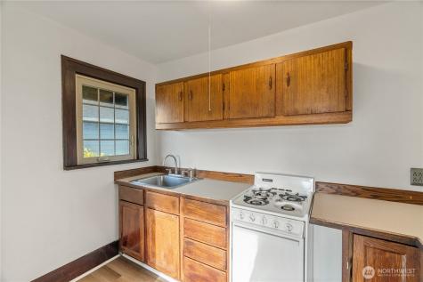 107 W 4th Street Aberdeen WA 98520