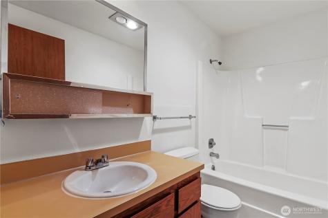 6822 NE 153rd Place Kenmore WA 98028