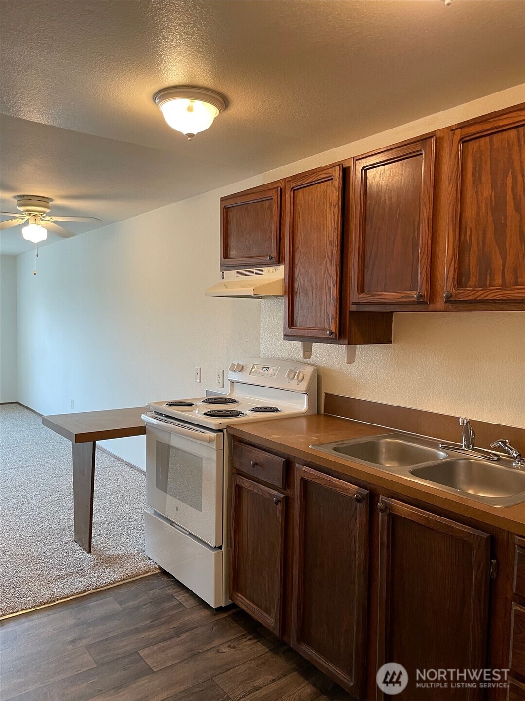 15043 8th Avenue S Burien WA 98148