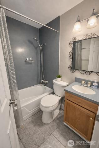 901 S Grant Avenue Tacoma WA 98405