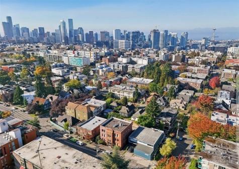 315 12th Avenue E Seattle WA 98102