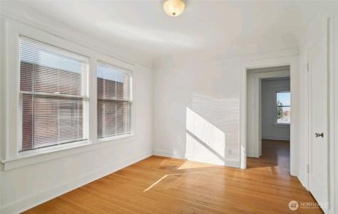 315 12th Avenue E Seattle WA 98102