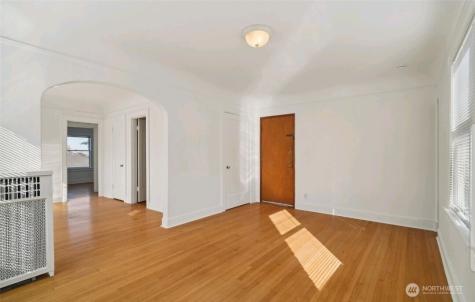 315 12th Avenue E Seattle WA 98102