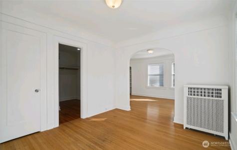 315 12th Avenue E Seattle WA 98102