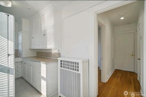 315 12th Avenue E Seattle WA 98102