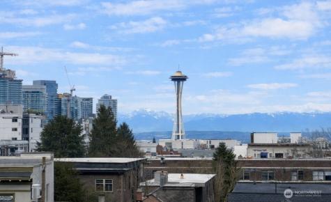 315 12th Avenue E Seattle WA 98102