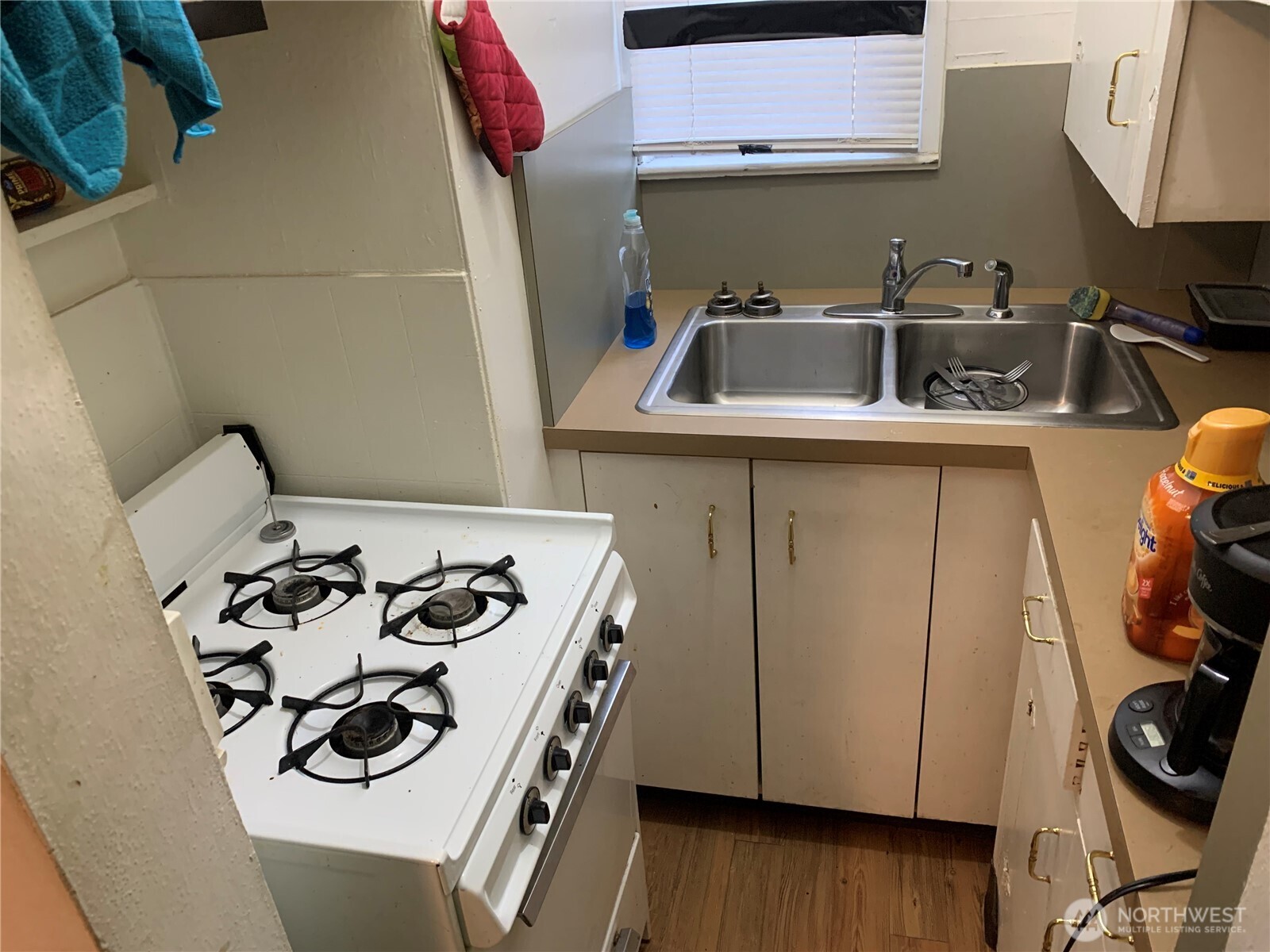 2515 Oakes Avenue Everett WA 98201