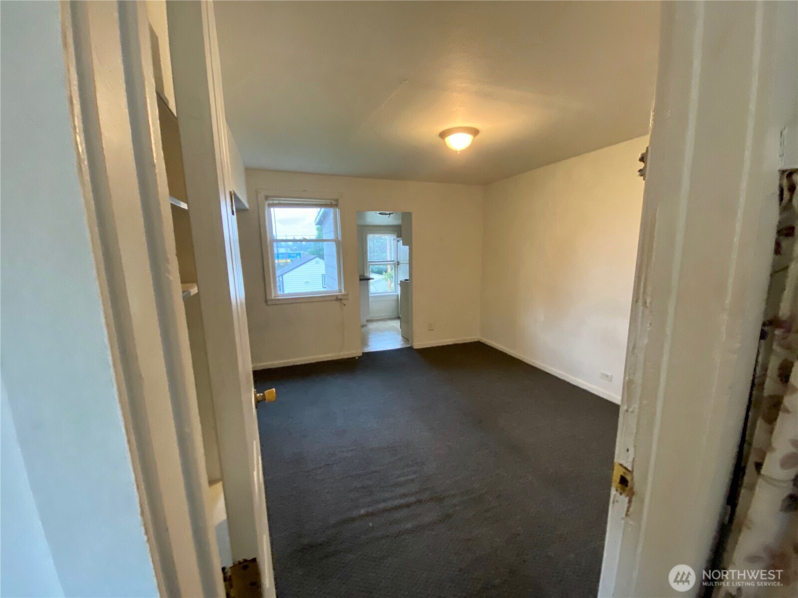 2515 Oakes Avenue Everett WA 98201