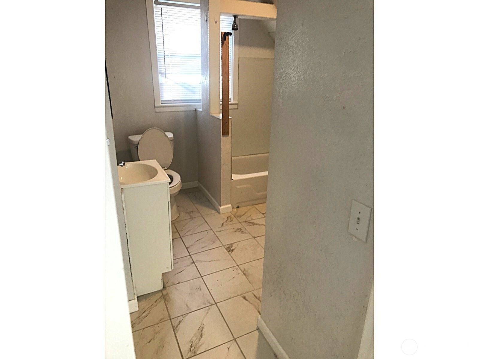 2515 Oakes Avenue Everett WA 98201