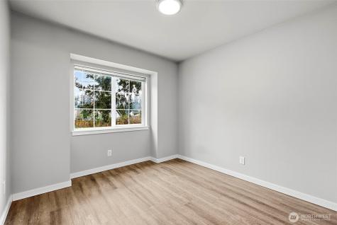 12926 78th Avenue E Puyallup WA 98373