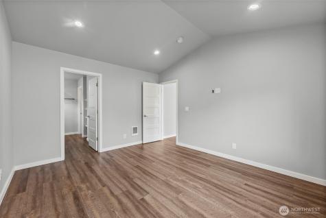 12926 78th Avenue E Puyallup WA 98373