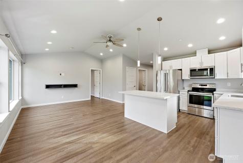 12926 78th Avenue E Puyallup WA 98373