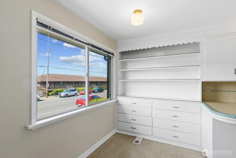 3604 Beach Drive SW Seattle WA 98116