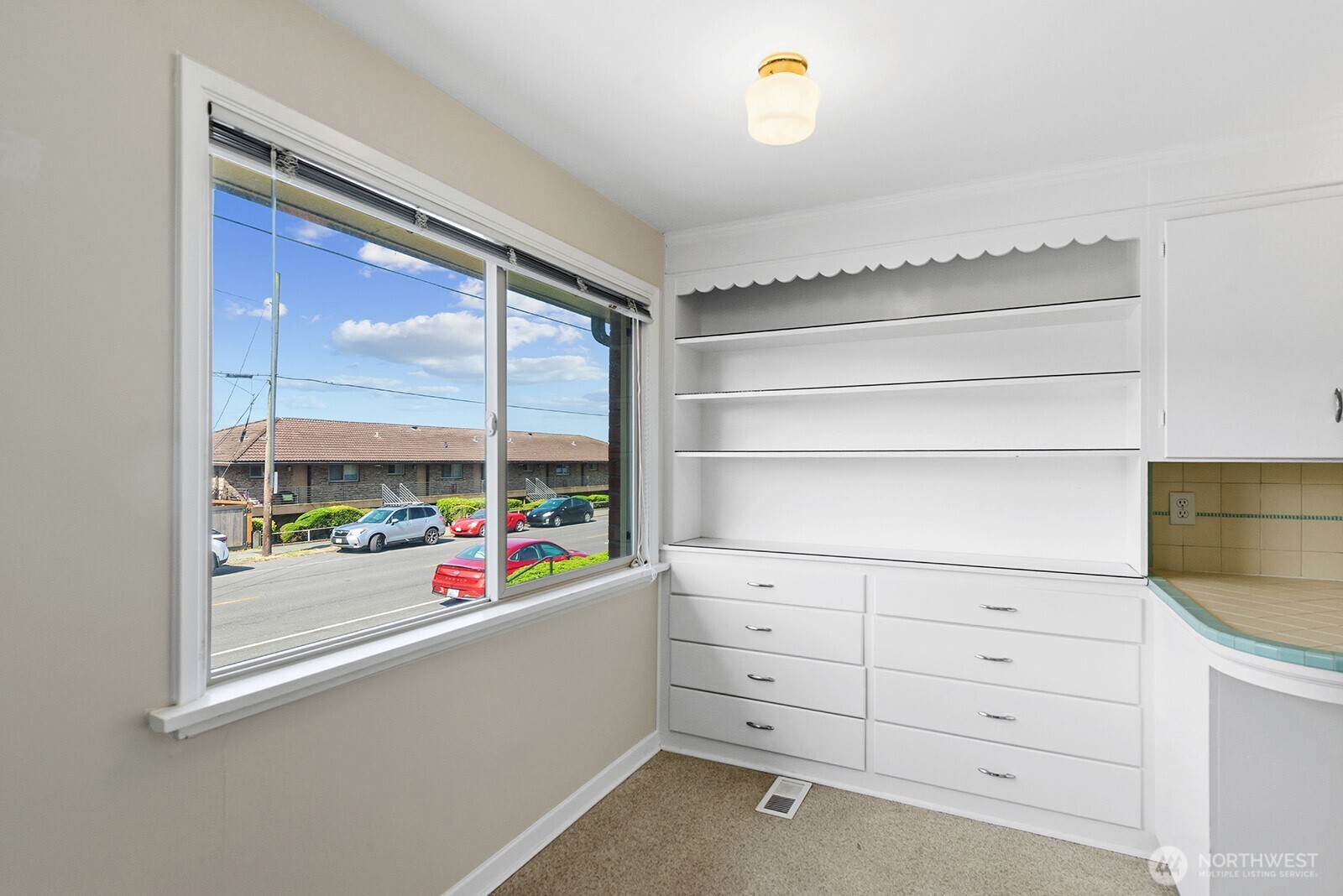 3604 Beach Drive SW Seattle WA 98116