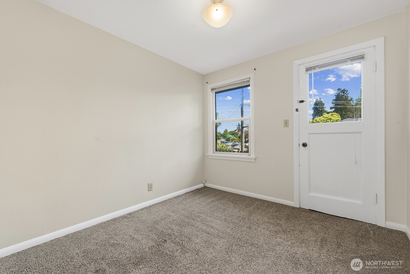 3604 Beach Drive SW Seattle WA 98116