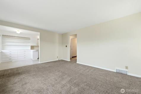 3604 Beach Drive SW Seattle WA 98116