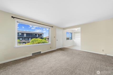 3604 Beach Drive SW Seattle WA 98116