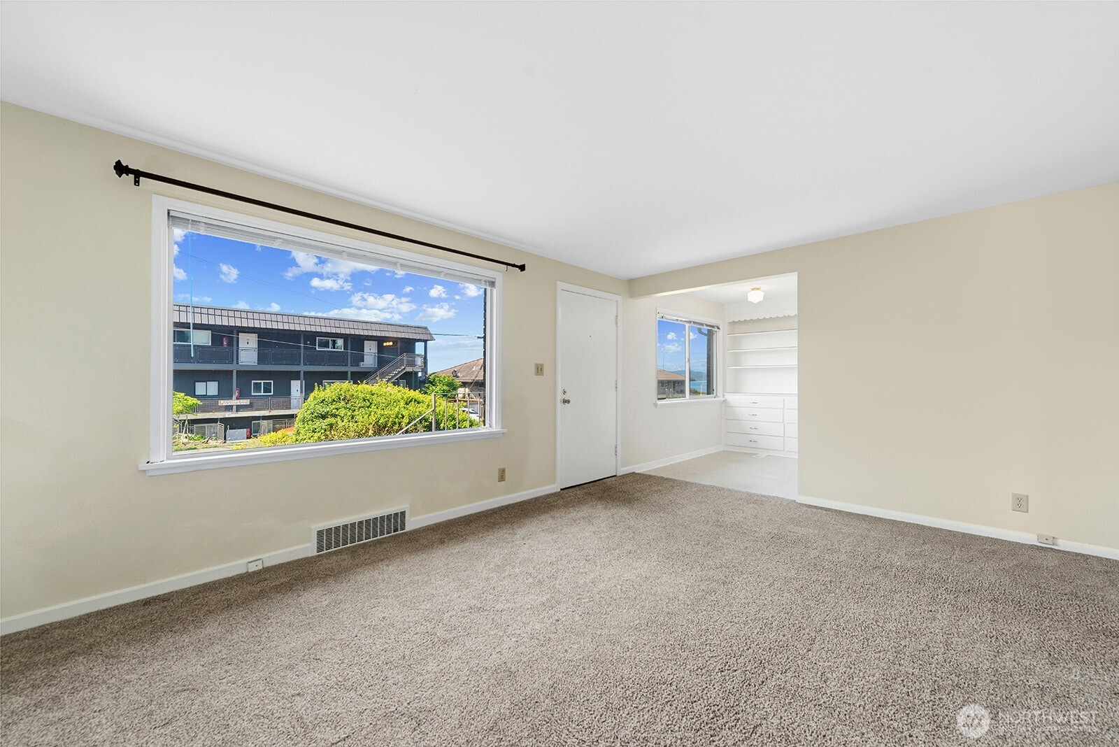 3604 Beach Drive SW Seattle WA 98116