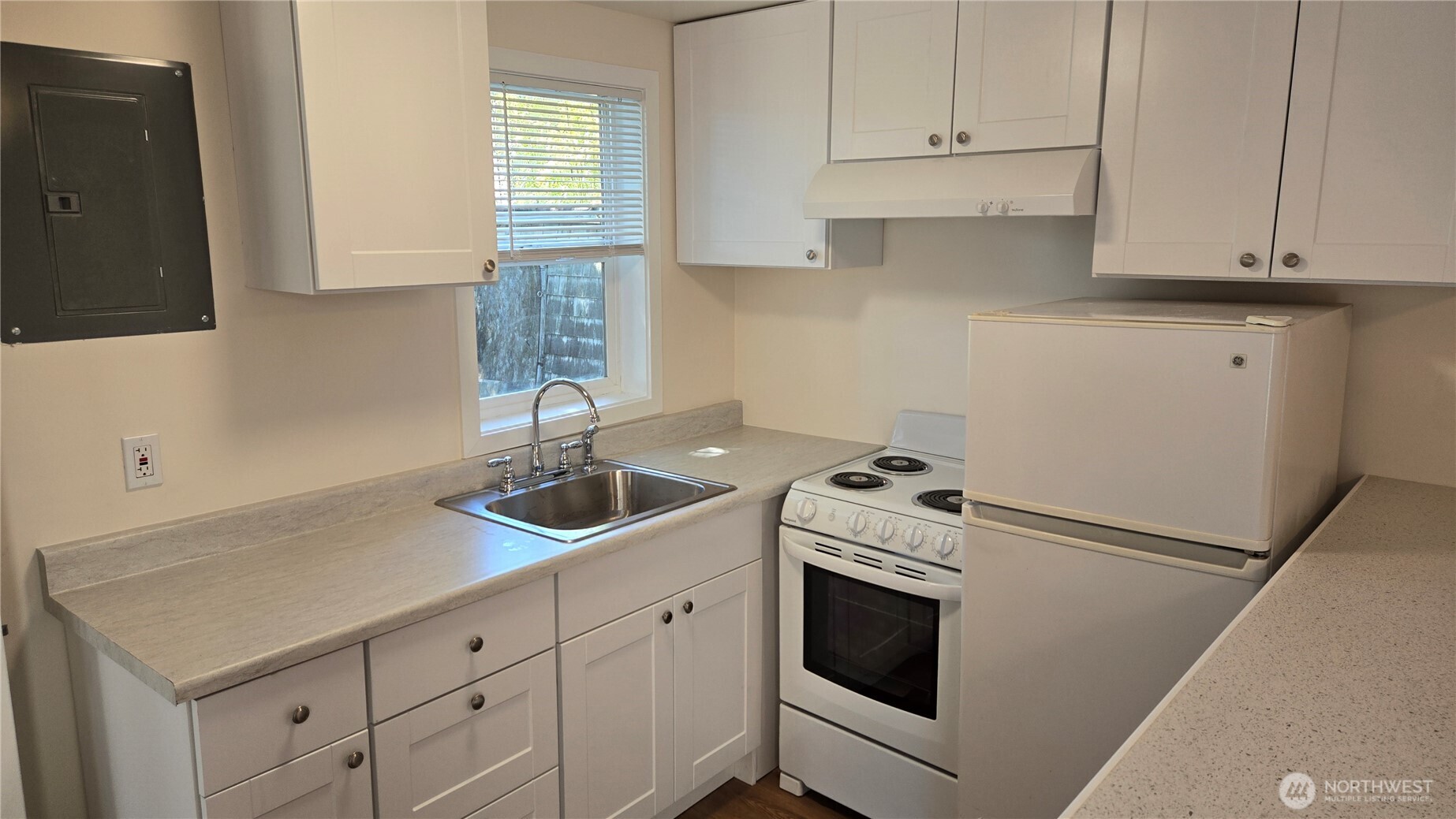 7329 15th Avenue NW Seattle WA 98107