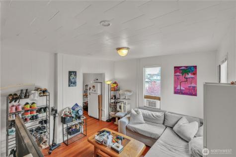 172 16th Avenue Seattle WA 98122