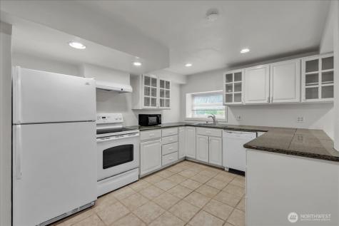 172 16th Avenue Seattle WA 98122