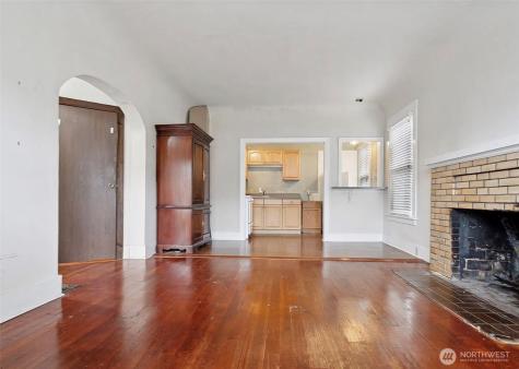 807 N 49th Street Seattle WA 98103
