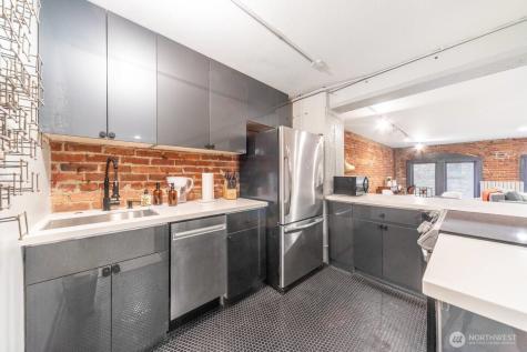213 1st Avenue S Seattle WA 98104