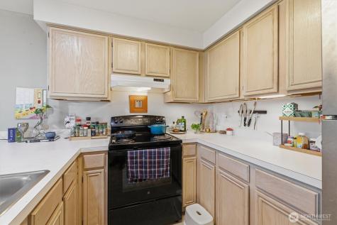 8320 Lake City Way NE Seattle WA 98115
