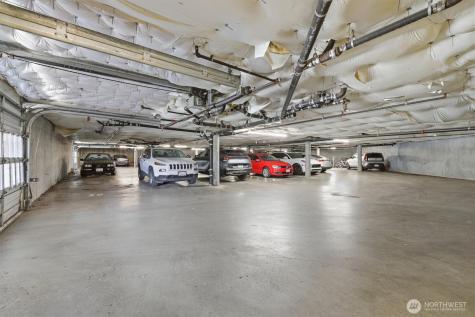 8320 Lake City Way NE Seattle WA 98115
