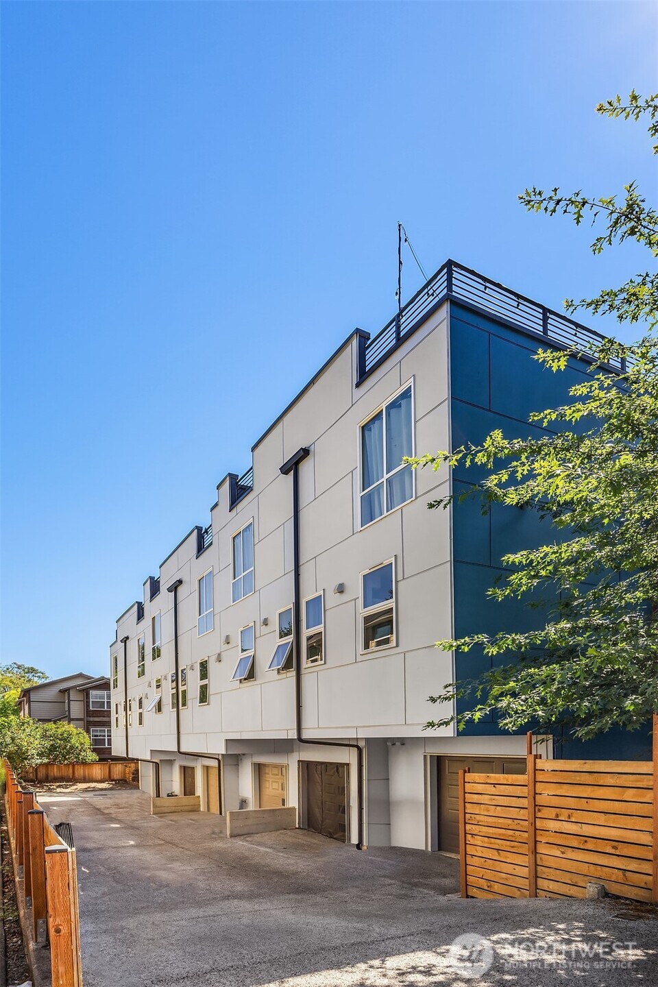 1402 N 95th Street Seattle WA 98013