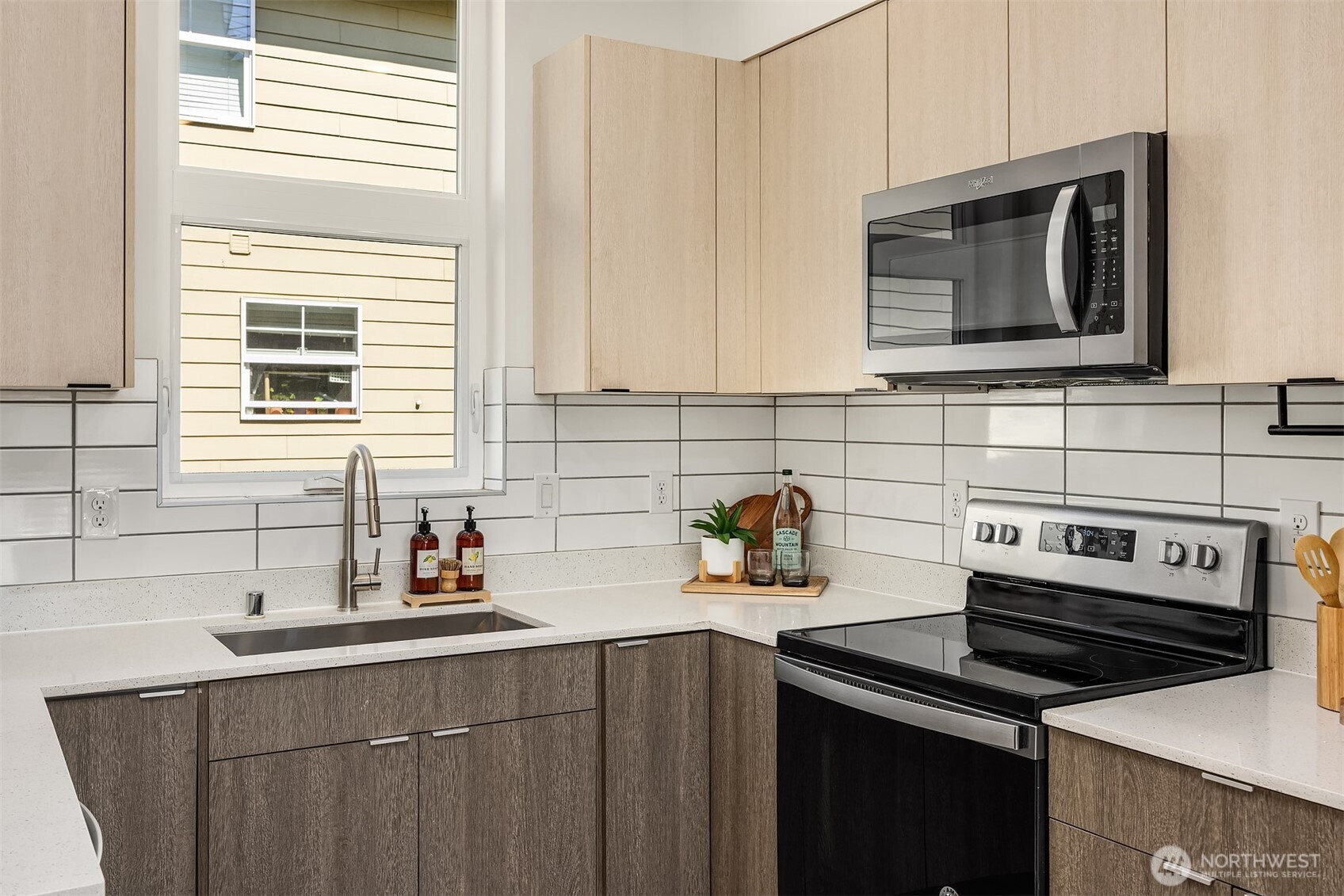 1402 N 95th Street Seattle WA 98013