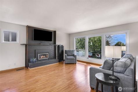 2128 St Clair Street Bellingham WA 98229