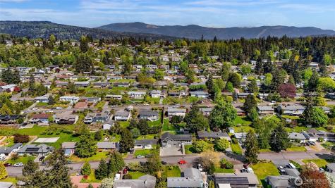 2128 St Clair Street Bellingham WA 98229