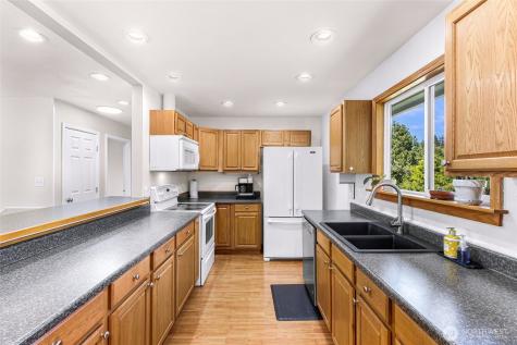 2128 St Clair Street Bellingham WA 98229