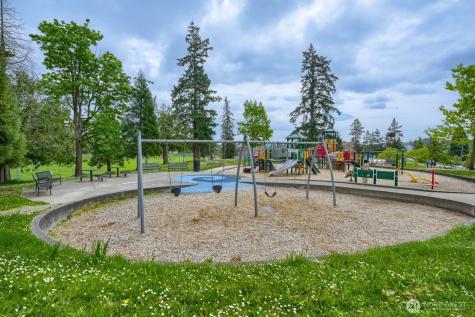 4207 S Bateman Street Seattle WA 98118