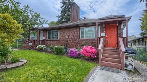 4207 S Bateman Street Seattle WA 98118