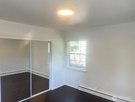 4207 S Bateman Street Seattle WA 98118