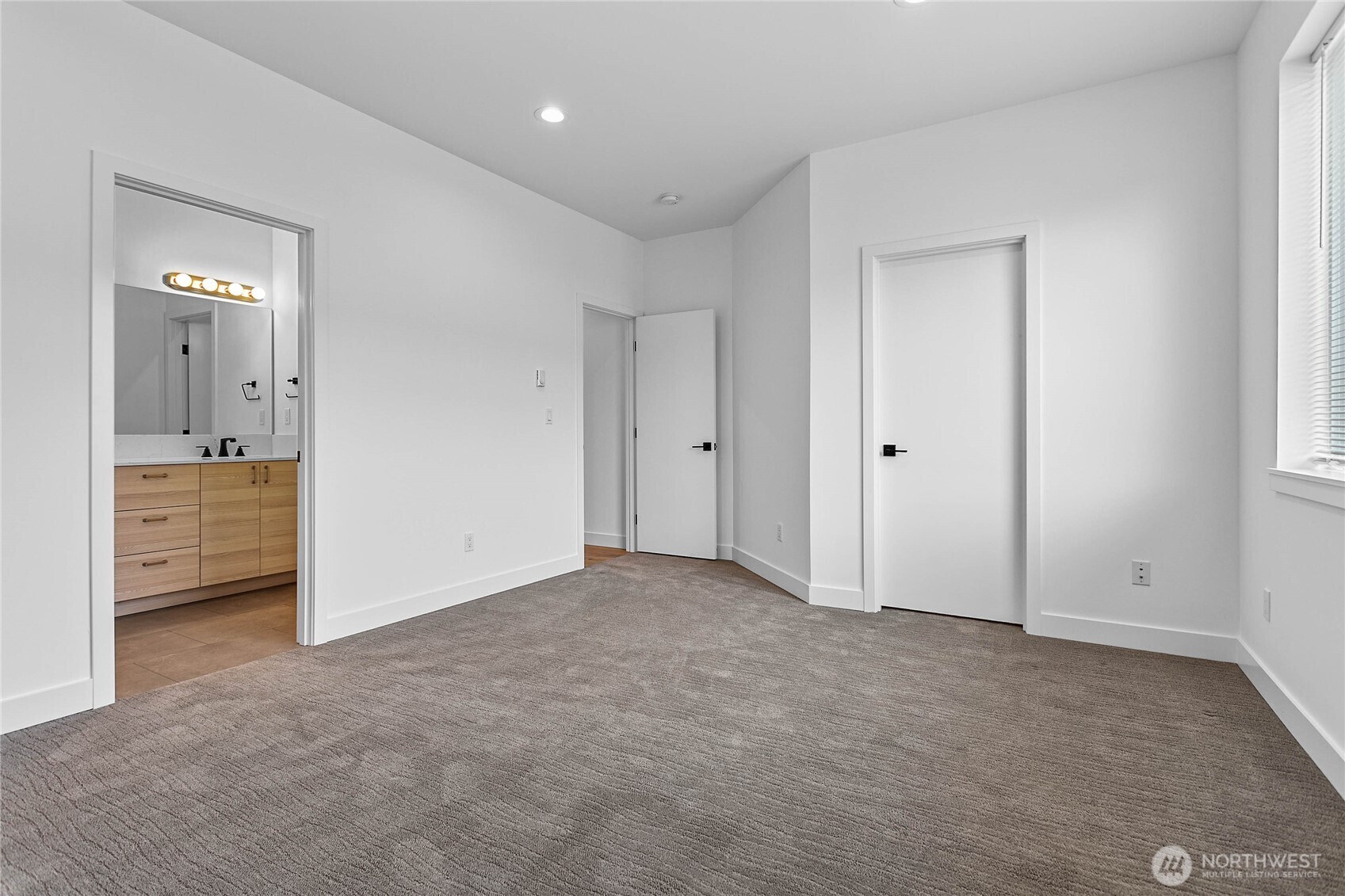 4121 Deemer Road Bellingham WA 98226