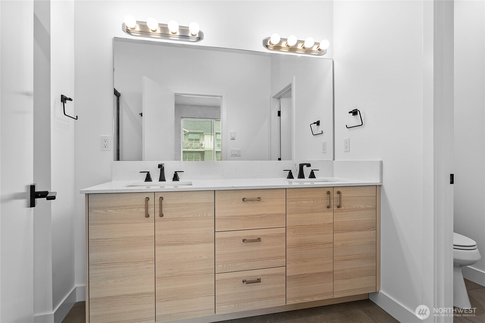 4121 Deemer Road Bellingham WA 98226