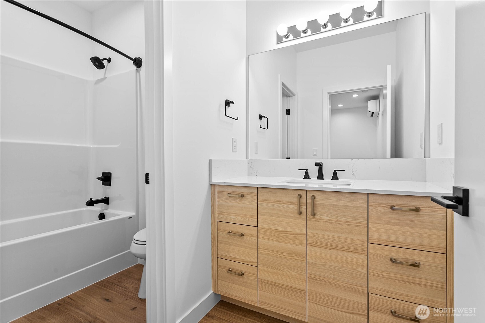 4121 Deemer Road Bellingham WA 98226