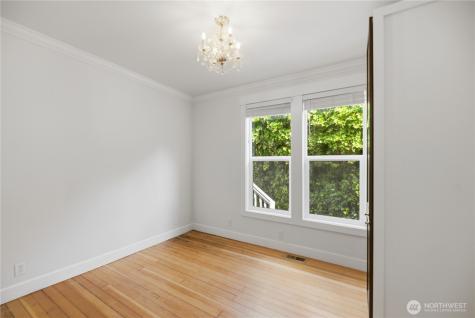 145 Park Avenue N Renton WA 98057