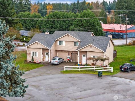 9605 52nd Avenue Court E Puyallup WA 98373