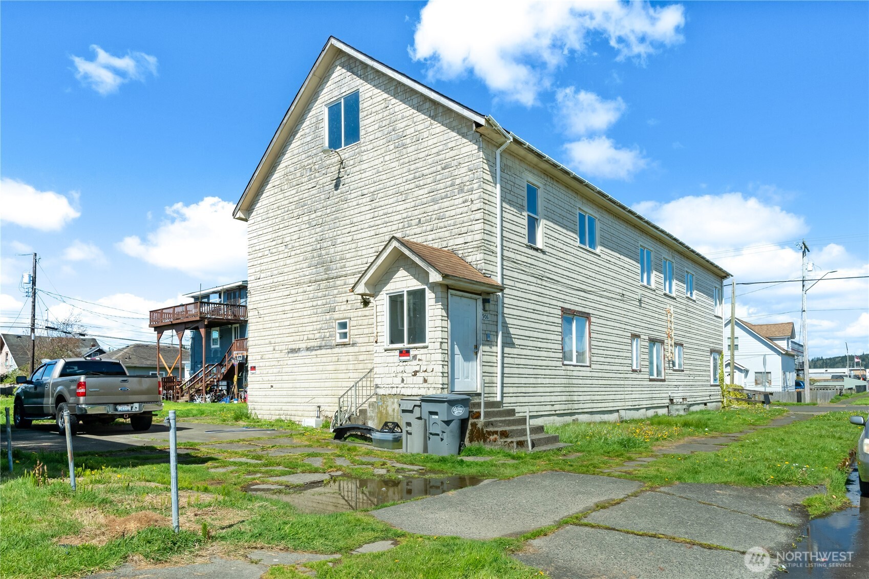 906 W Market Street Aberdeen WA 98520