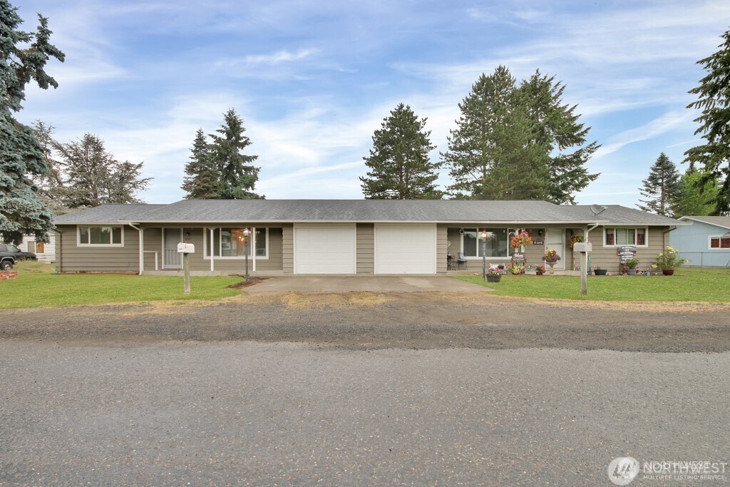 3201 - 3203 Laurel Lane Centralia WA 98531