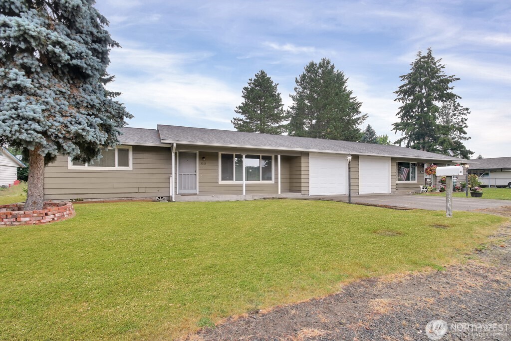 3201 - 3203 Laurel Lane Centralia WA 98531