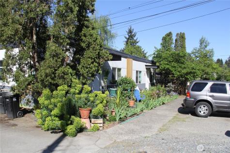 2110 NE 85th Street Seattle WA 98115